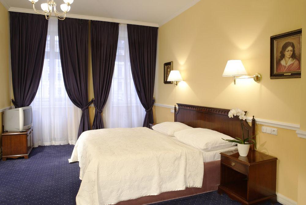 Hotel Embassy Karlovy Vary Exterior foto